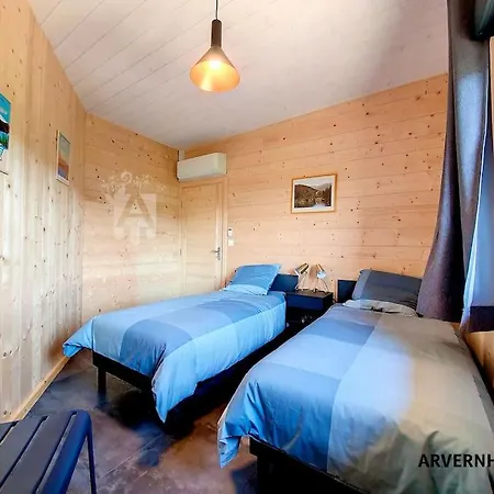 De La Motte Chambon-sur-Lac