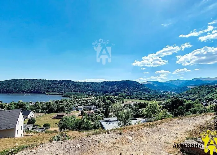 De La Motte * Chambon-sur-Lac